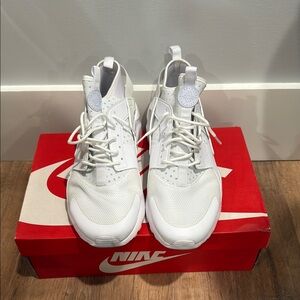 Nike Air Huarache Run Ultra All white